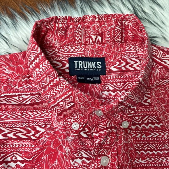 Men TRUNKS SURF AND SWIM CO. Button down Pineapple Shirt - Picture 2 of 5